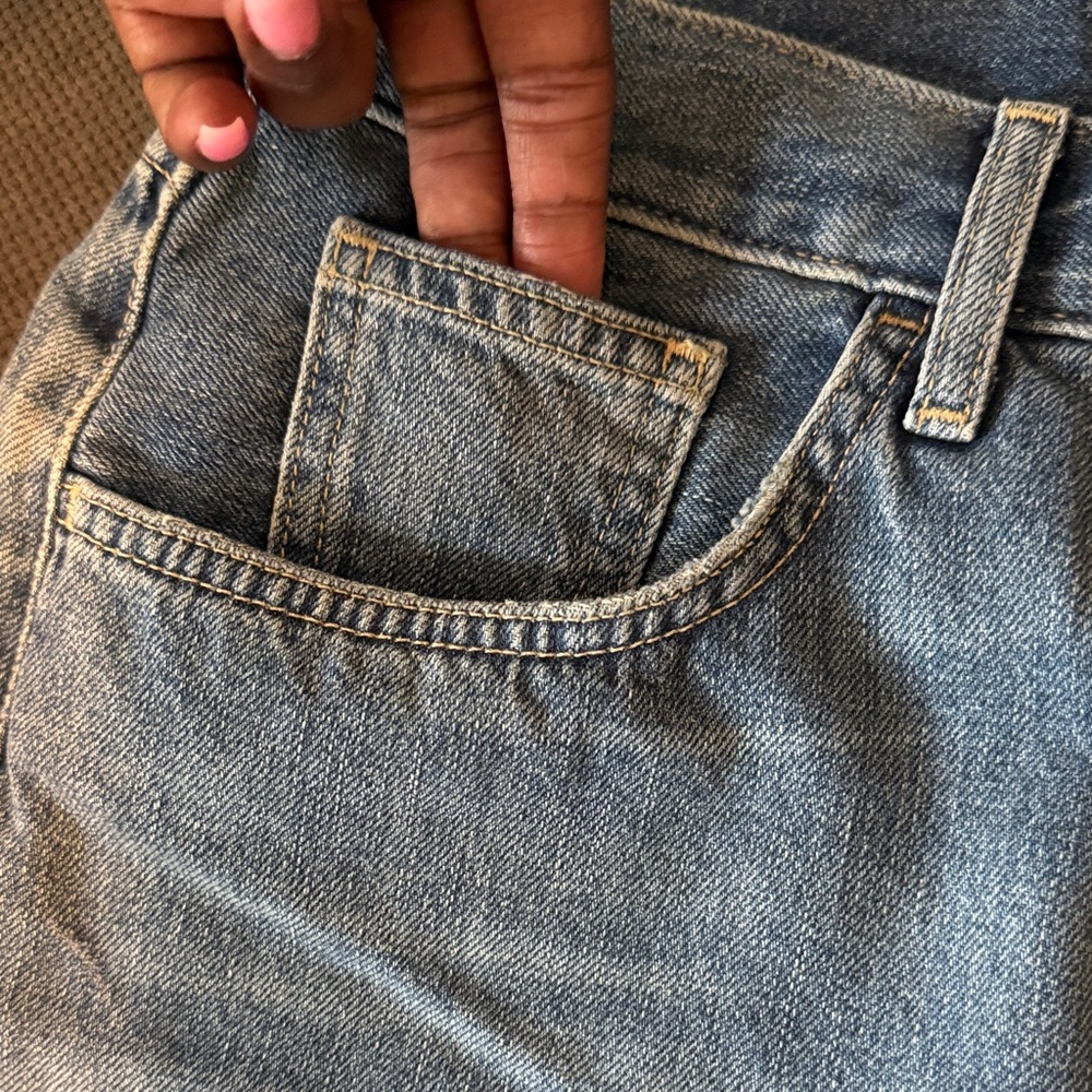 7 for all Mankind The Ruby Cutoff Shorts size 30 EUC! - Picture 7 of 13